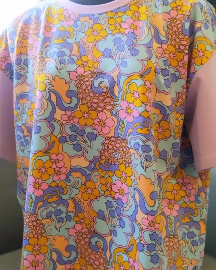 T-shirt à imprimé fleuri — CR Atelier & Boutique, Mettet