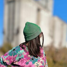 Alternative view of Beanie – Green Lilac