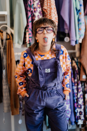 Loose Sweat - flowers orange